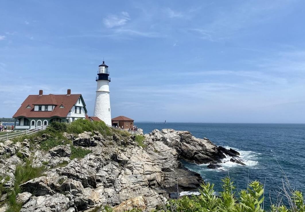 A Complete Guide to Portland Head Lighthouse (+ Photos & Video)